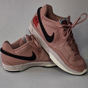 Nike Ja Morant Basketball Shoe